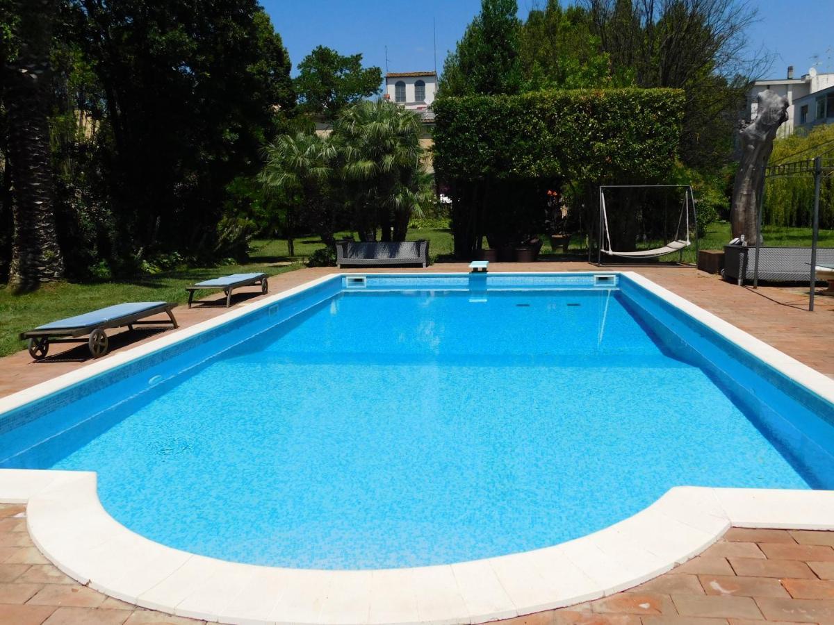 קאסקינה Appartamento Con Piscina Immersa Nel Verde מראה חיצוני תמונה